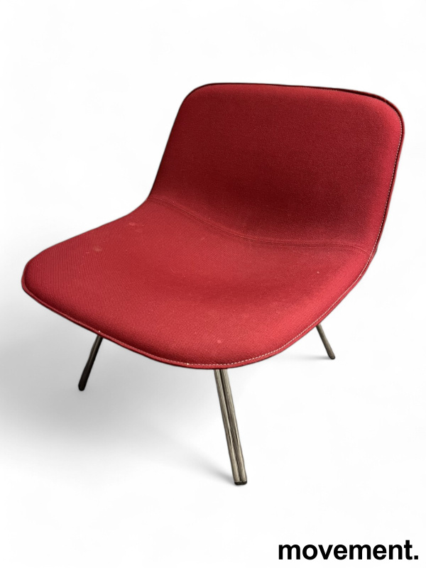 Loungestol i vinrødt stoff / krom - 1 / 2