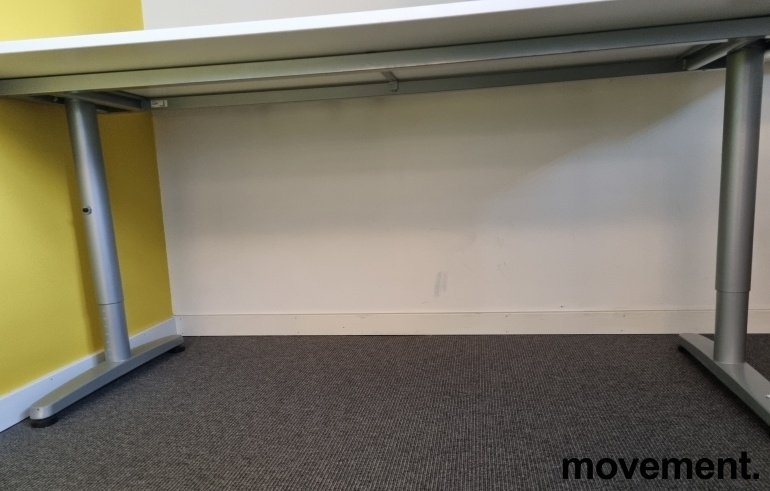 Solgt!IKEA Galant skrivebord i hvitt, - 3 / 3