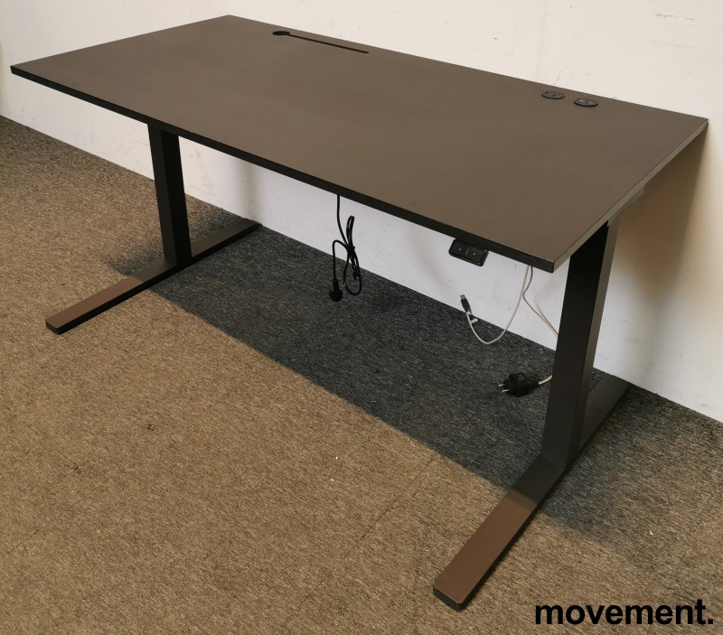 Solgt!Kompakt skrivebord med elektrisk - 2 / 2