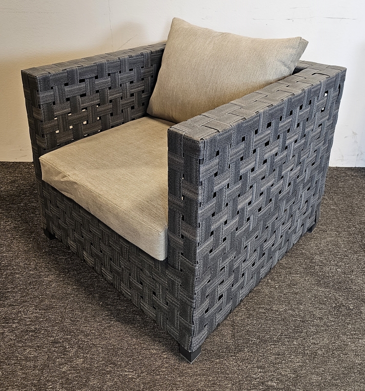 Utestol / hagestol i grå, 74cm