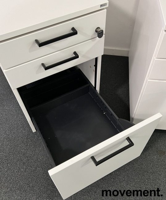 Solgt!Kinnarps Space skuffseksjon i - 2 / 3