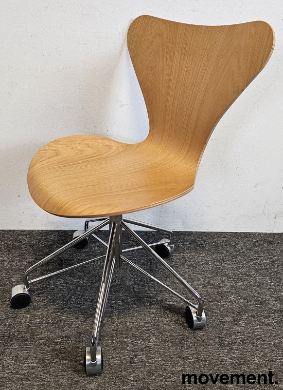 Solgt!Arne Jacobsen 7er-stol / syver-stol - 3 / 4