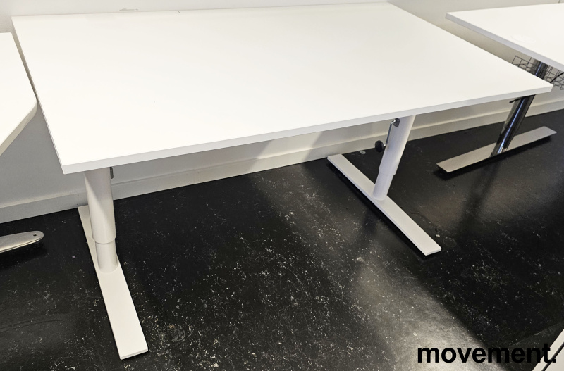 Kompakt skrivebord 140x80cm i - 1 / 3