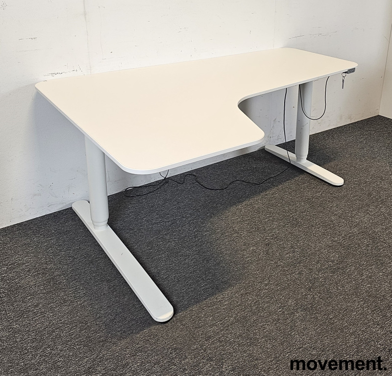 Solgt!IKEA Bekant hjørnebord i hvitt, - 2 / 2