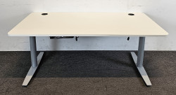 Skrivebord med elektrisk hevsenk i hvitt / grått fra Linak, 160x80cm, pent brukt