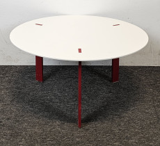 Loungebord / kaffebord fra Viccarbe, lavt, rundt bord i hvitt / rød, Ø=60cm, H=30cm, pent brukt
