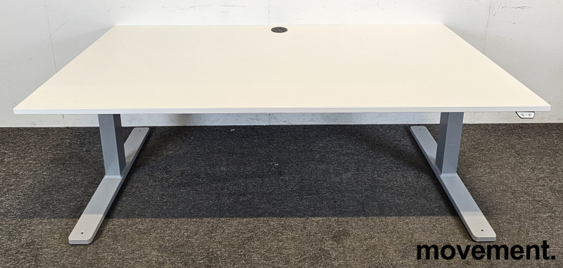 Solgt!Skrivebord med elektrisk hevsenk i - 2 / 4