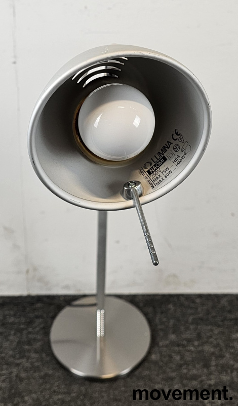 Skrivebordslampe i aluminium fra - 3 / 4