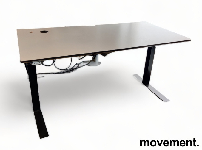Solgt!Skrivebord med elektrisk hevsenk i - 1 / 6
