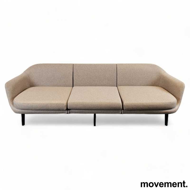 Solgt!Lekker 3-seter sofa i lyst stoff - 1 / 3