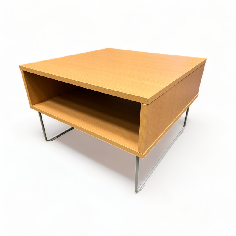 Sofabord / loungebord fra VAD i bøk