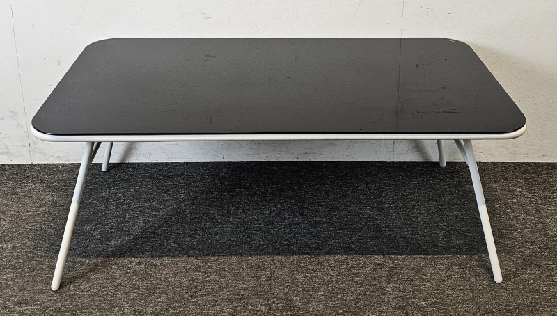 Loungebord / hagebord i sort glass
