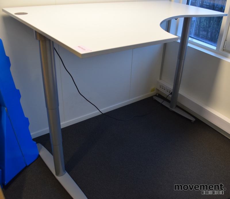 Solgt!Elektrisk hevsenk skrivebord fra