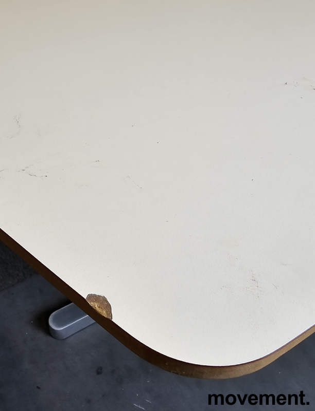 Møtebord i hvit / polert aluminium - 4 / 4
