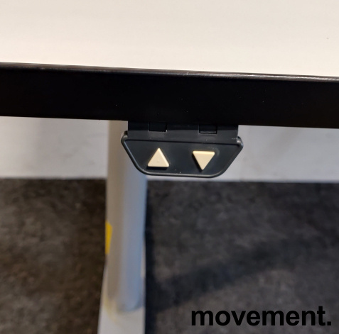 Solgt!Skrivebord med elektrisk hevsenk i - 4 / 6