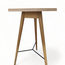 Barbord / ståbord i hvit laminat, modell BEAVER fra Bolia, Ø=80cm, høyde 103cm, pent brukt