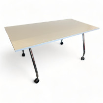 Skrivebord / arbeidsbord fra Vitra i hvitt / krom på hjul, 160x80cm, AdHoc by Antonio Citterio, brukt
