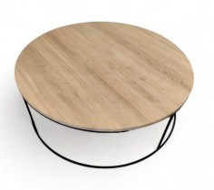 Loungebord / sofabord i hvitpigmentert eikefiner, fra Six Bond Street, Ø110cm, 40,5 cm høyde, pent brukt