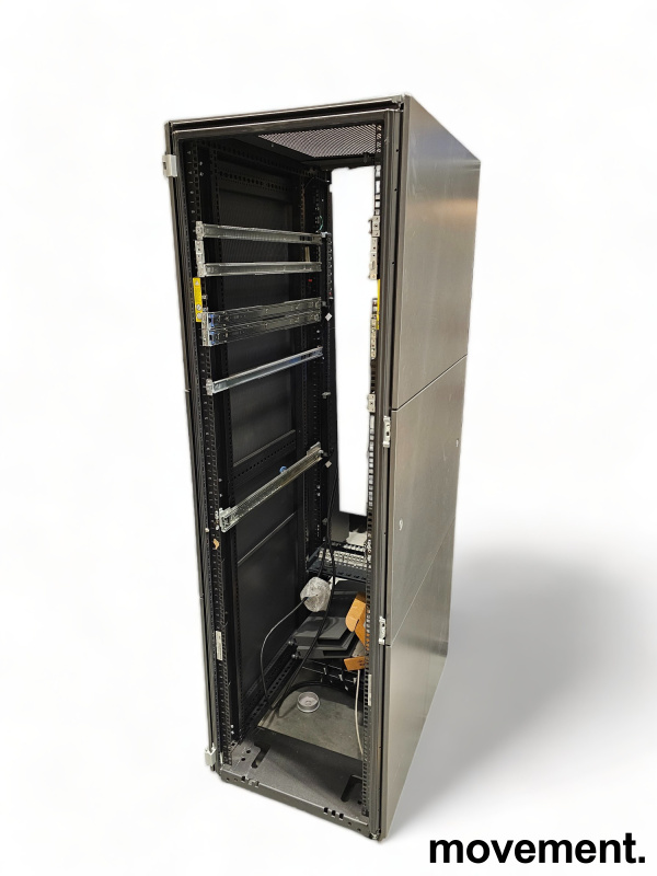 Solgt!HP 42Units Rackskap / serverskap - 1 / 2