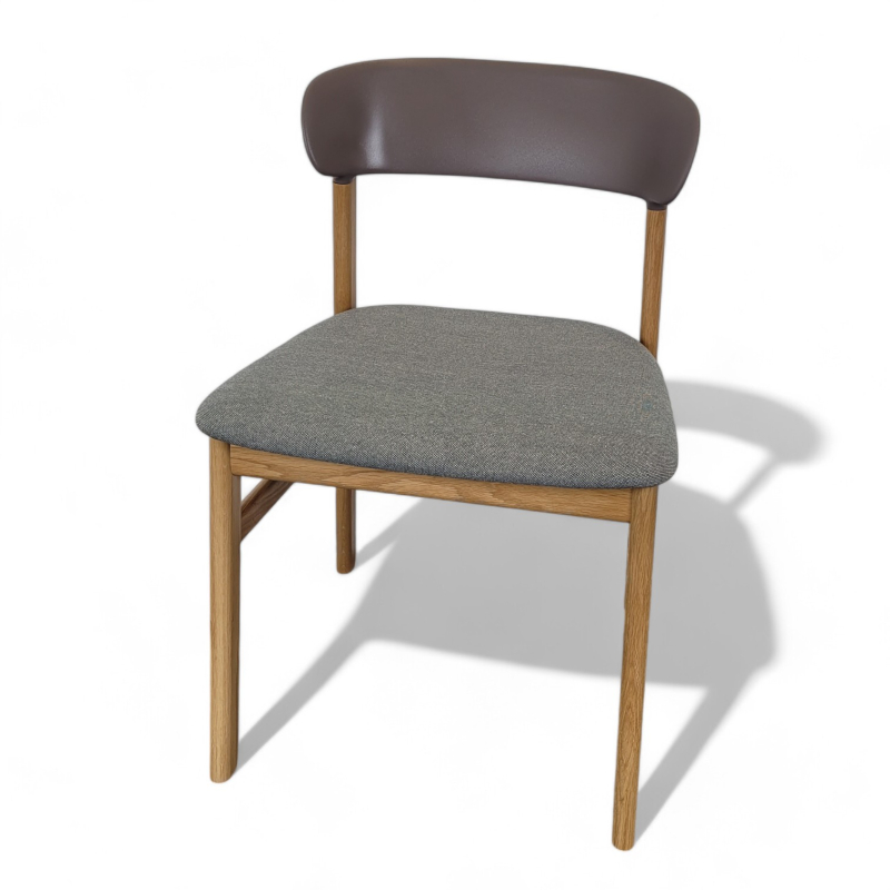 Konferansestol / møteromsstol i