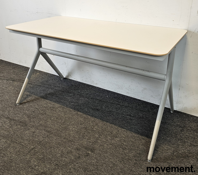 Lite møtebord / skrivebord fra - 3 / 3