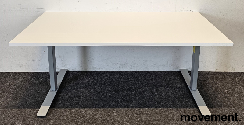 Solgt!Skrivebord med elektrisk hevsenk i - 2 / 3