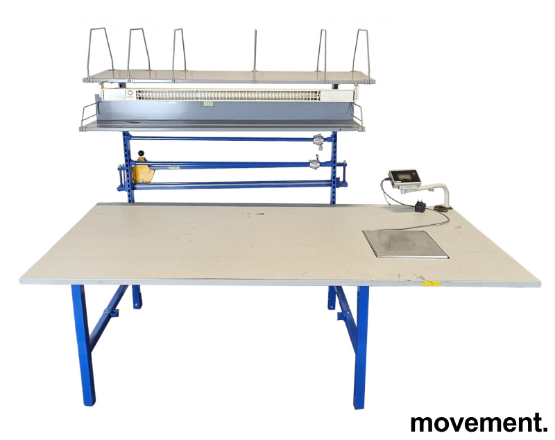 Solgt!Pakkebord / arbeidsbord med - 1 / 5