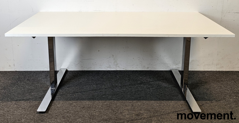 Solgt!Kantinebord / spisebord / - 2 / 3