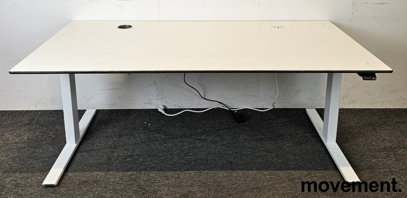 Solgt!Skrivebord med elektrisk hevsenk i - 2 / 3