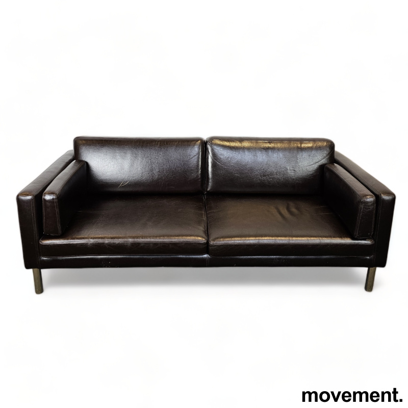 Sofa i brunt skinn Ikea modellS ter 2 seter bredde 197cm pent