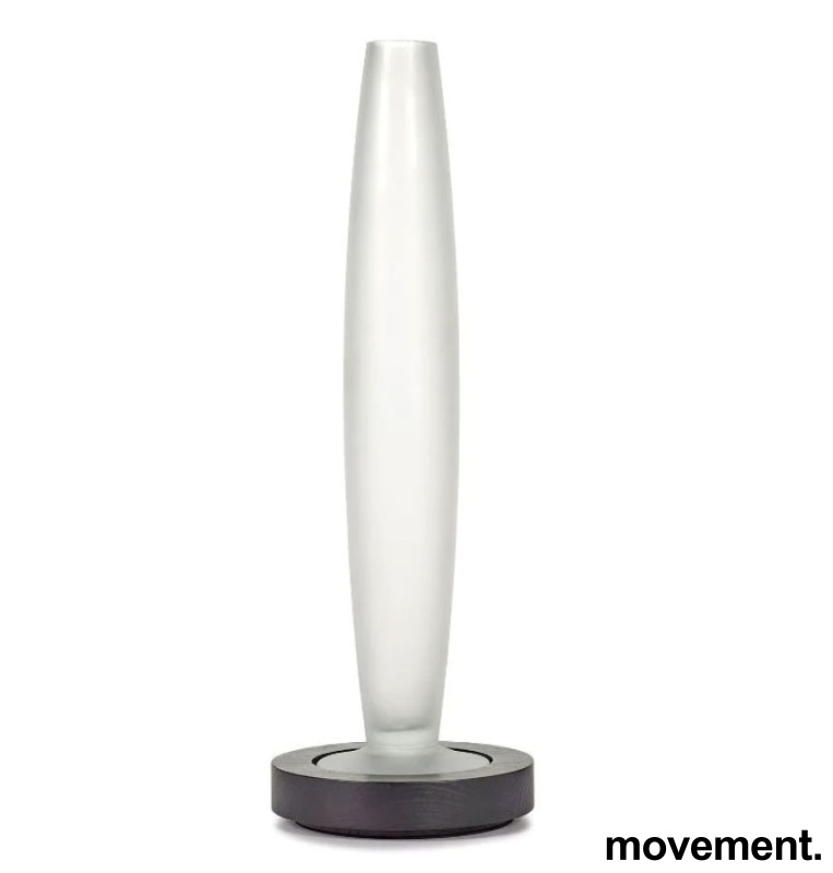 Solgt!Oppladbar bordlampe LED med vase - 1 / 4