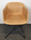 Muuto Fiber chair i brunt skinn / - 4 / 4