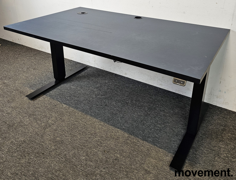 Solgt!Skrivebord med elektrisk hevsenk i - 3 / 4
