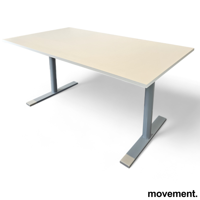 Solgt!Skrivebord / arbeidsbord i hvitt / - 2 / 2