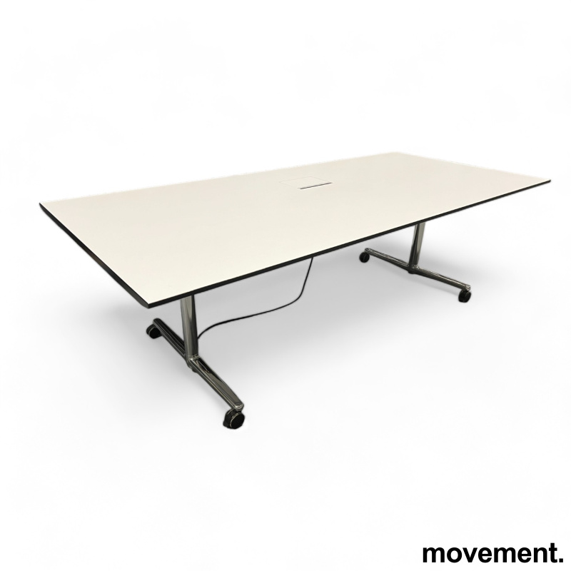 Solgt!Møtebord / klappbord på hjul fra - 1 / 4