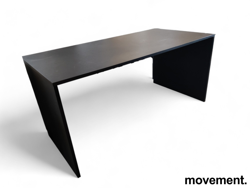 Solgt!Skrivebord i sort linoleum, - 1 / 3