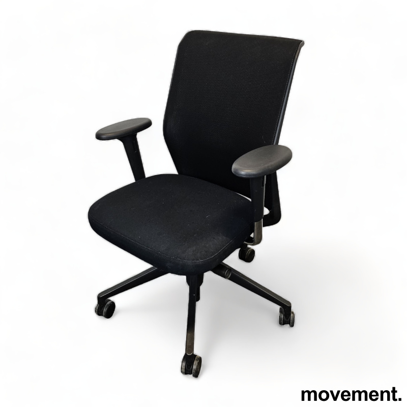 Solgt!Vitra ID Mesh kontorstol i sort - 1 / 3