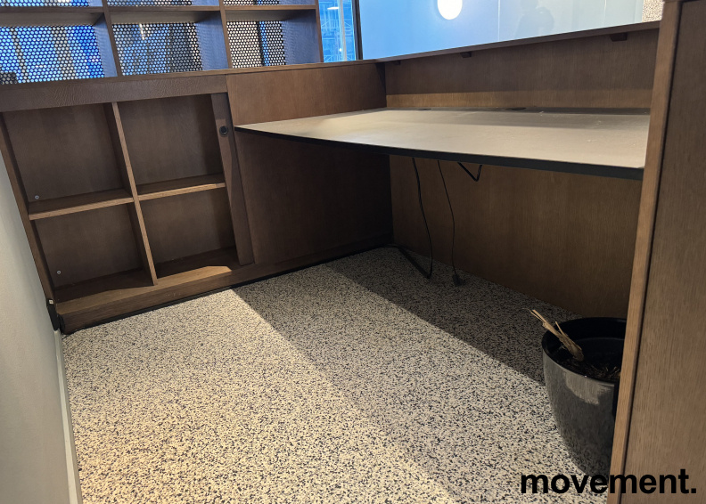 Solgt!Resepsjon i mørkbeiset eikefiner, - 5 / 5