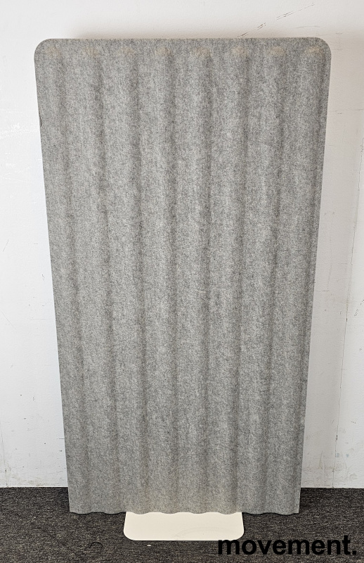 Solgt!Skillevegg i grått stoff fra IKEA; - 2 / 3