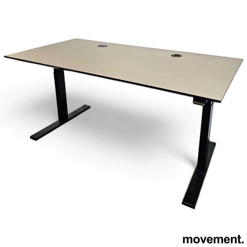 Solgt!Skrivebord med elektrisk - 2 / 4