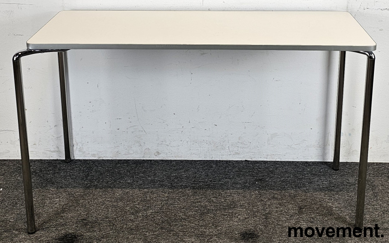 Solgt!Pent brukt stablebord / kursbord i - 2 / 3
