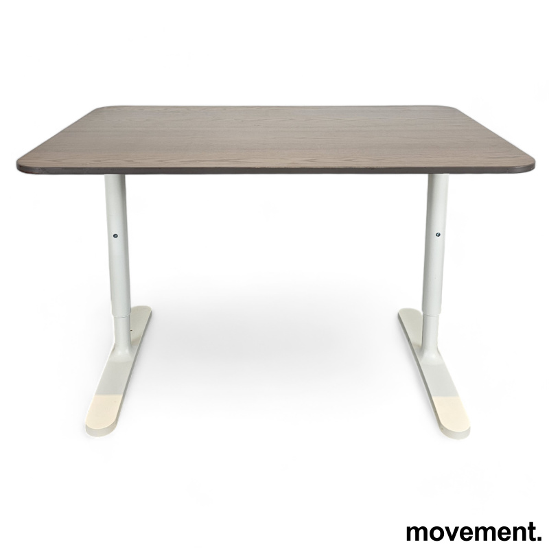 Solgt!IKEA Bekant skrivebord i mørk eik / - 1 / 4