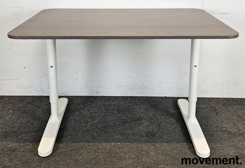 Solgt!IKEA Bekant skrivebord i mørk eik / - 2 / 4
