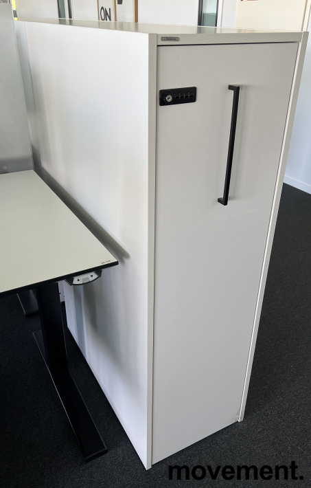 Tårnskap / towerskap fra Svenheim i - 1 / 2