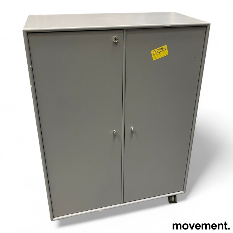 Montana-reol på hjul, Contract - 1 / 5