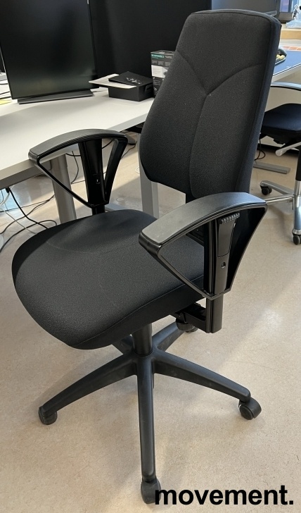 Kinnarps Synchrone 8000, medium - 2 / 3