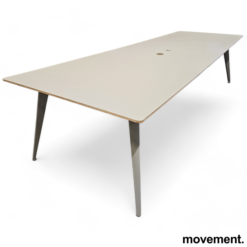 Konferansebord / møtebord / - 1 / 4