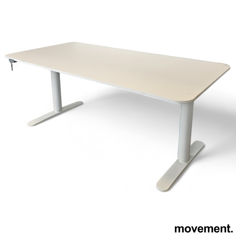 Solgt!IKEA Bekant skrivebord med - 2 / 2