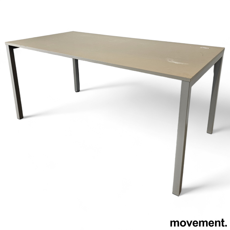 Skrivebord / arbeidsbord / - 1 / 2