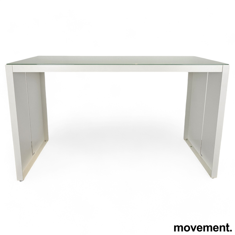 Ståbord / barbord / mingelbord fra - 1 / 3